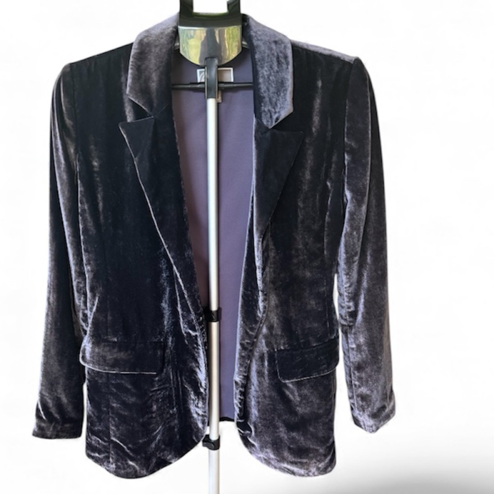 Chelsea28 Velvet Blazer -  purple